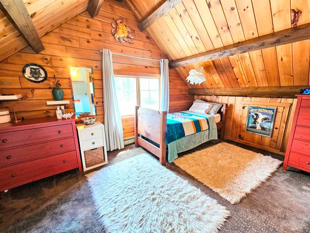 1422 Merrifield Road, Whitingham, VT 05361
