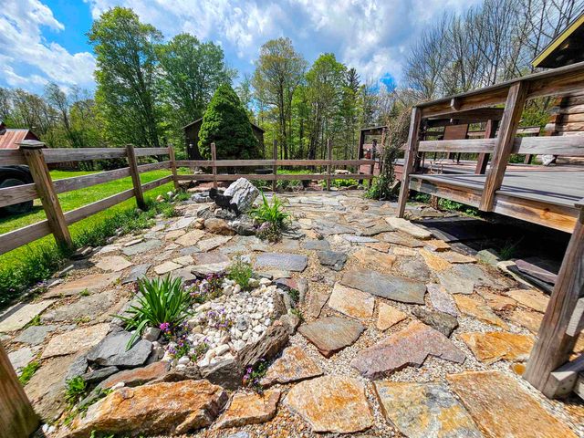 1422 Merrifield Road, Whitingham, VT 05361
