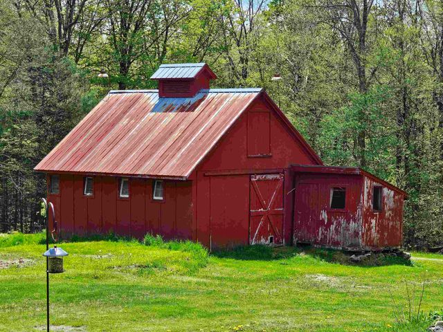 1422 Merrifield Road, Whitingham, VT 05361