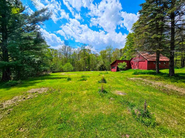 1422 Merrifield Road, Whitingham, VT 05361