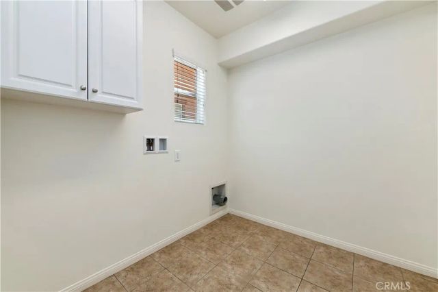 15834 Vienna, Fontana, CA 92336