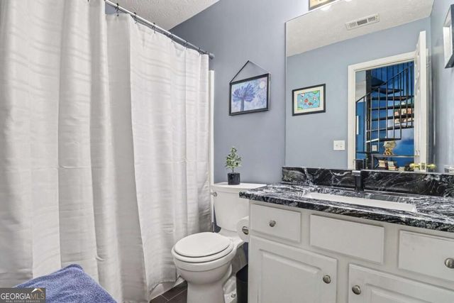 1073 Daventry Crossing, Woodstock, GA 30188