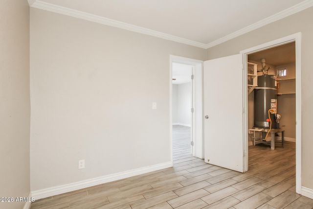 6402 S 44TH Street, Phoenix, AZ 85042