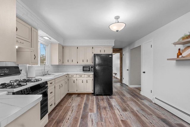 425 SARATOGA STREET, Green Bay, WI 54303