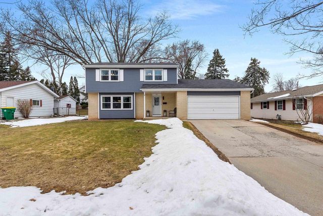 425 SARATOGA STREET, Green Bay, WI 54303