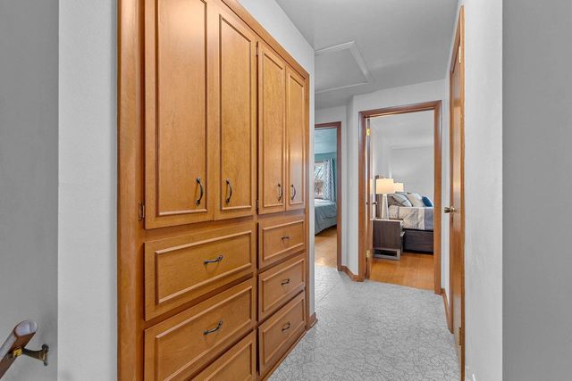 425 SARATOGA STREET, Green Bay, WI 54303