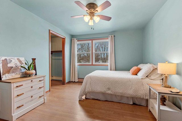 425 SARATOGA STREET, Green Bay, WI 54303