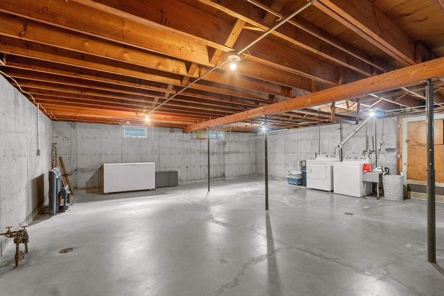 425 SARATOGA STREET, Green Bay, WI 54303