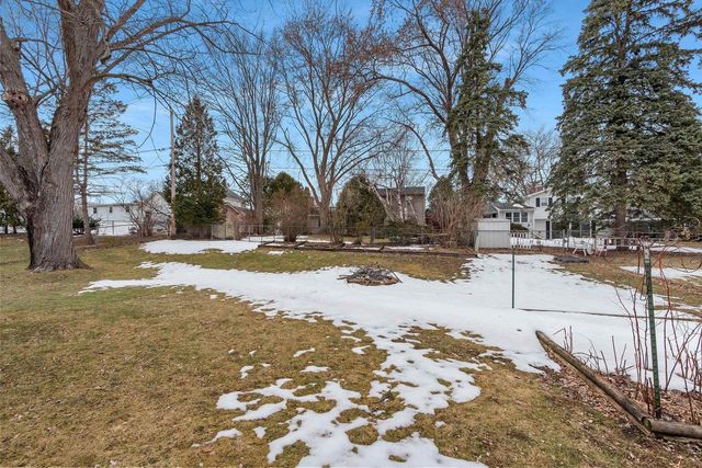 425 SARATOGA STREET, Green Bay, WI 54303