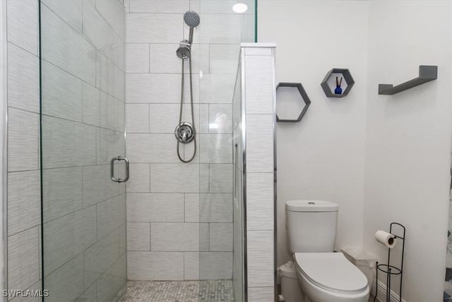 27160 Edenbridge CT, Bonita Springs, FL 34135