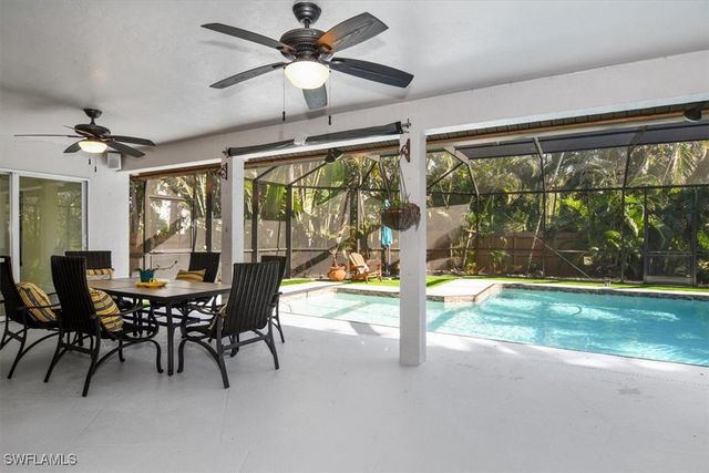 27160 Edenbridge CT, Bonita Springs, FL 34135