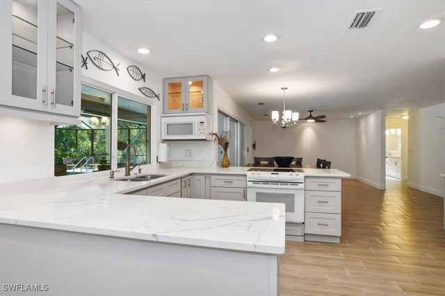 27160 Edenbridge CT, Bonita Springs, FL 34135
