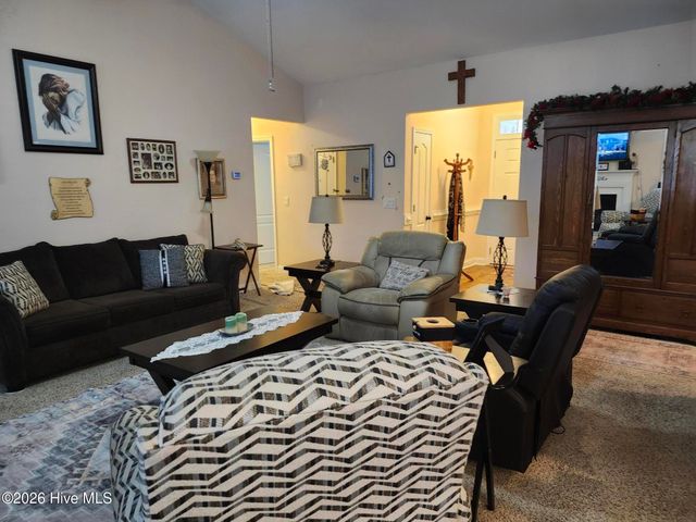 235 Woodgreen Drive, Aberdeen, NC 28315