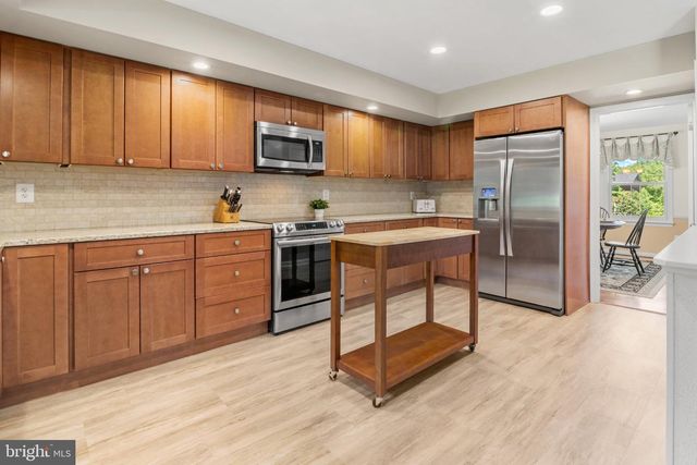 5701 FRENCH AVE, Sykesville, MD 21784