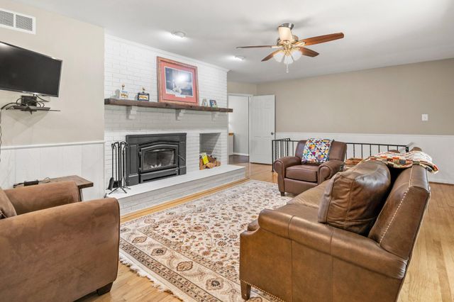 5701 FRENCH AVE, Sykesville, MD 21784