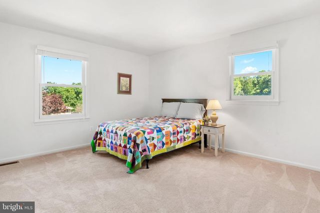 5701 FRENCH AVE, Sykesville, MD 21784