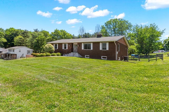 5701 FRENCH AVE, Sykesville, MD 21784