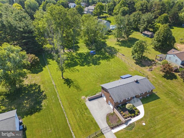 5701 FRENCH AVE, Sykesville, MD 21784