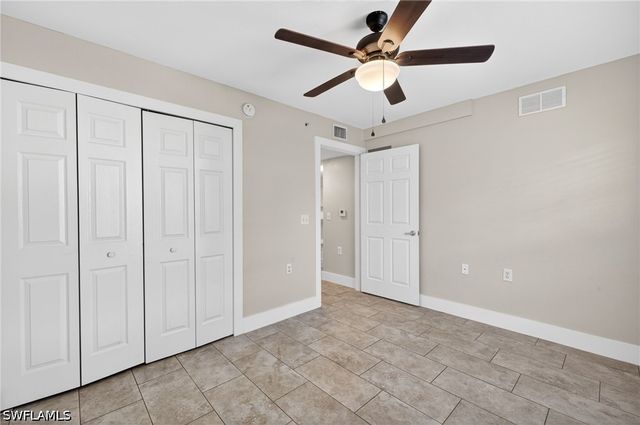 4910 Cougar CT N 1-103, Naples, FL 34109