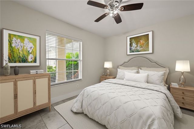 4910 Cougar CT N 1-103, Naples, FL 34109