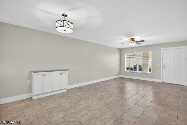 4910 Cougar CT N 1-103, Naples, FL 34109