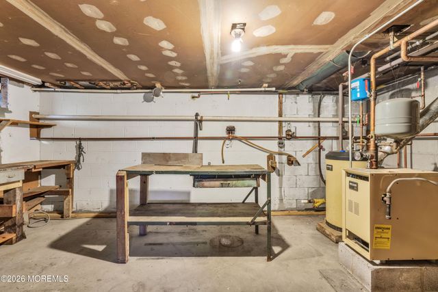 511 Robinhood Road, Brick, NJ 08724