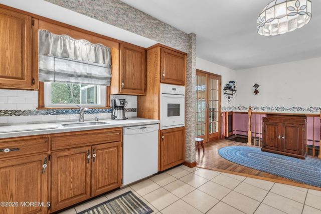 511 Robinhood Road, Brick, NJ 08724