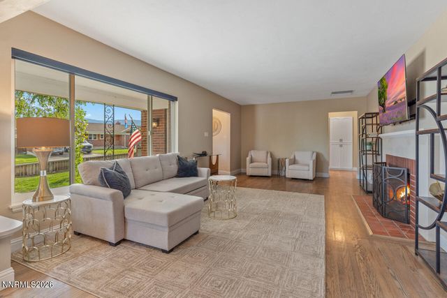 201 Sunnyside Drive, Reno, NV 89503