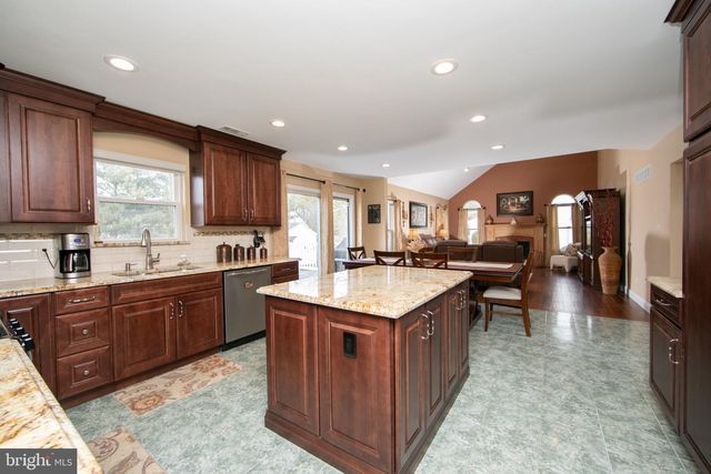 114 LIPPARD AVE, Voorhees, NJ 08043