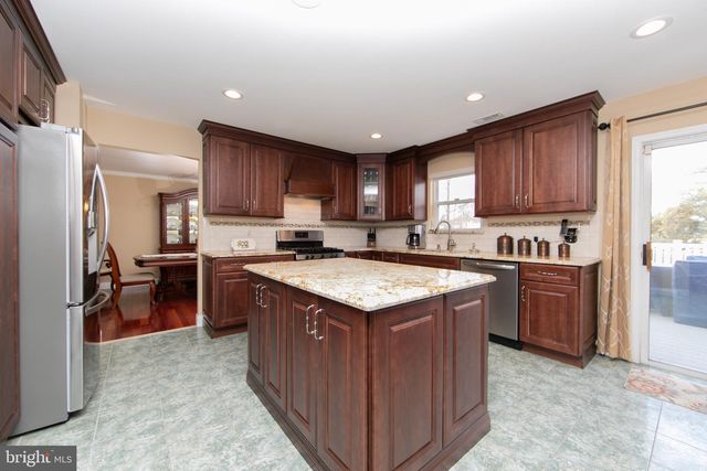 114 LIPPARD AVE, Voorhees, NJ 08043