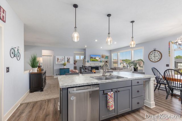 1011 Dreamfield Drive, Byron Center, MI 49315