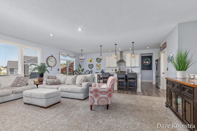 1011 Dreamfield Drive, Byron Center, MI 49315