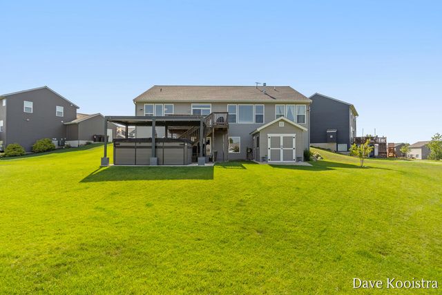 1011 Dreamfield Drive, Byron Center, MI 49315