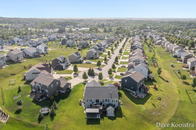1011 Dreamfield Drive, Byron Center, MI 49315