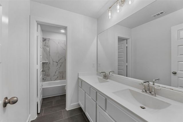 105 Railhead DR, Georgetown, TX 78633