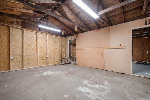 2214 S Hillwood Drive, Mobile, AL 36605