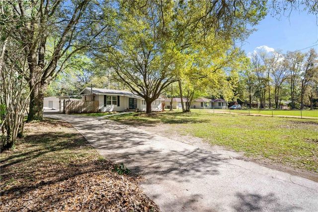 2214 S Hillwood Drive, Mobile, AL 36605