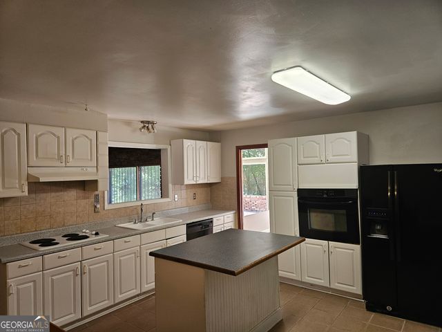 3543 Cloudland Drive, Stone Mountain, GA 30083