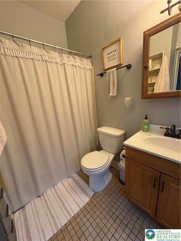 21 East North Street 2nd Floor, Bethlehem City, PA 18018