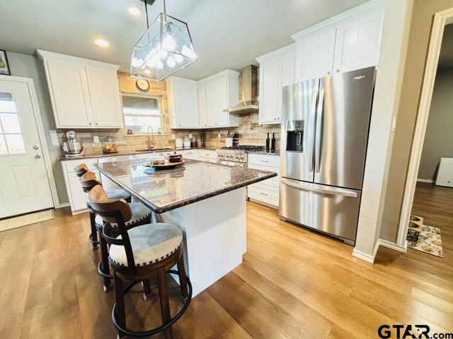 211 Private Road 6292, Mineola, TX 75773