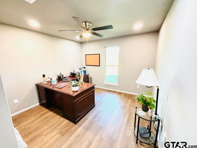 211 Private Road 6292, Mineola, TX 75773