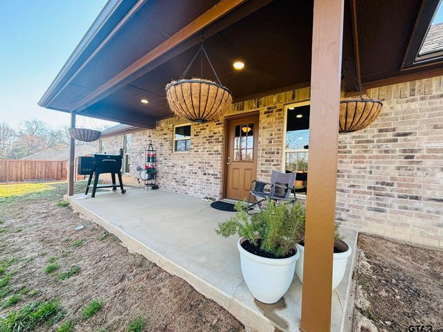 211 Private Road 6292, Mineola, TX 75773