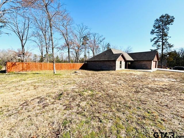 211 Private Road 6292, Mineola, TX 75773