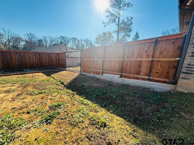 211 Private Road 6292, Mineola, TX 75773