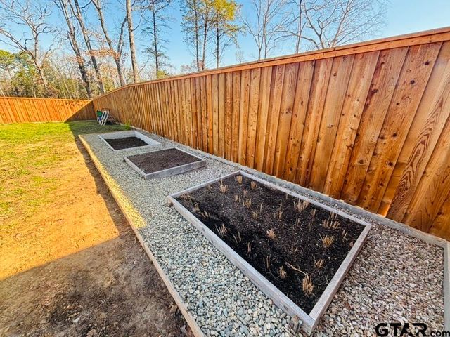 211 Private Road 6292, Mineola, TX 75773