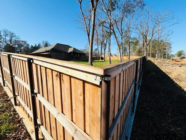 211 Private Road 6292, Mineola, TX 75773