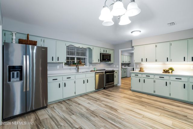 28175 HAMMOCK Road, Hilliard, FL 32046