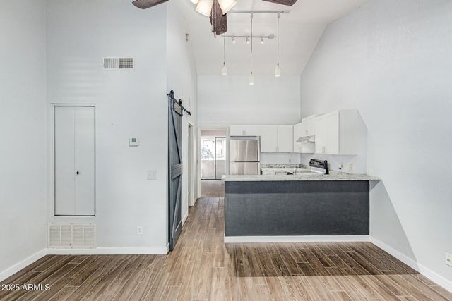 4901 E KELTON Lane 1025, Scottsdale, AZ 85254