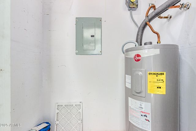 4901 E KELTON Lane 1025, Scottsdale, AZ 85254