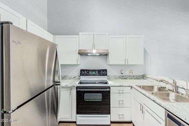 4901 E KELTON Lane 1025, Scottsdale, AZ 85254